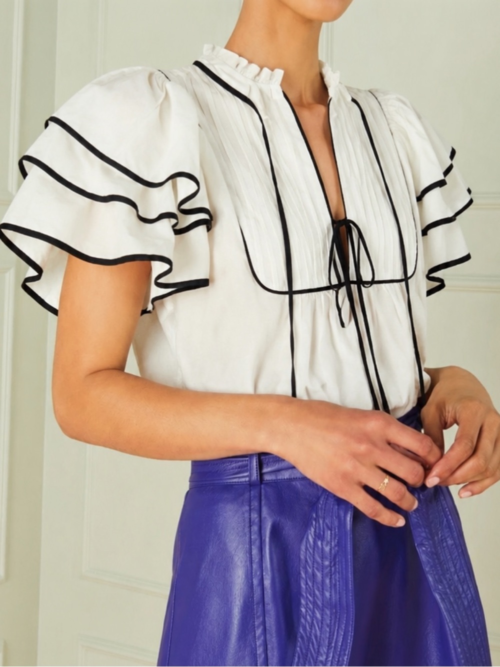Marie Oliver Reese Top in White Navy Ruffle Tie Front Short Sleeve Blouse XS P